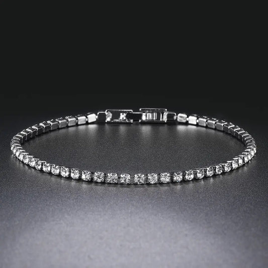 Tennis bracelet with crystal